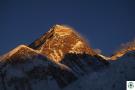 TREKY pod K2 a Mt.Everest                              1